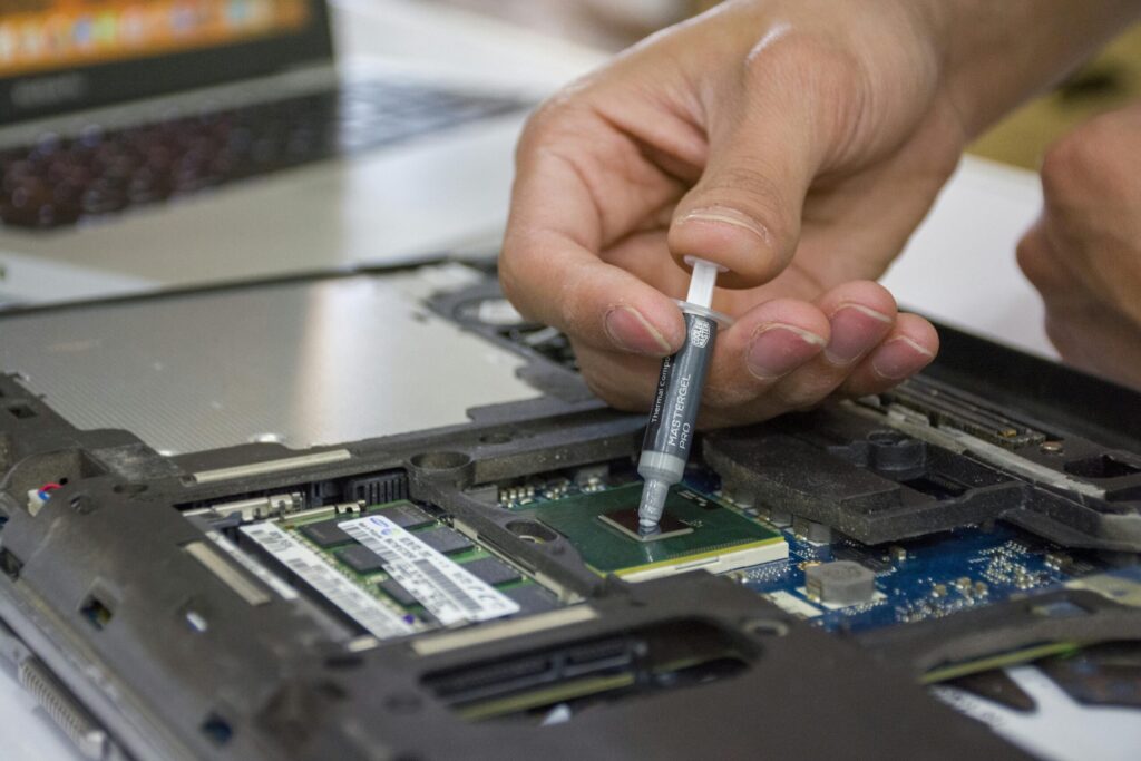 How To Fix Laptop Myself